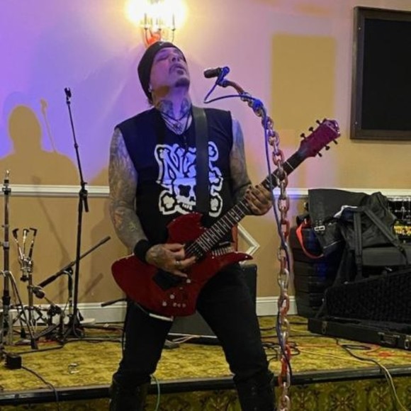 Meet your Posher, Carmelo - Picture 1 of 1